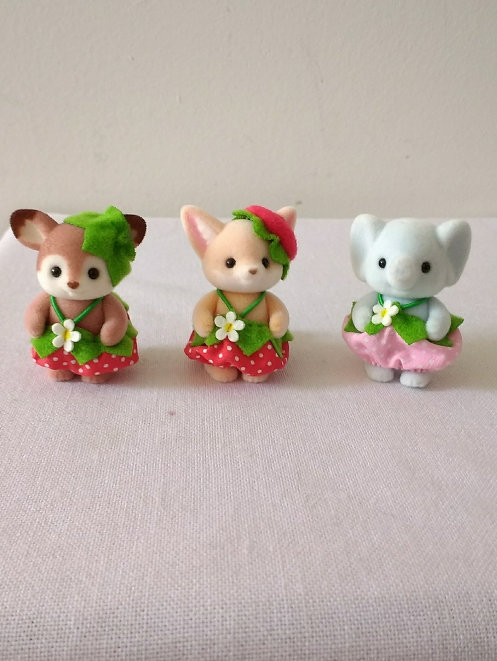 Sylvanian Families Very Berry Babies (3)